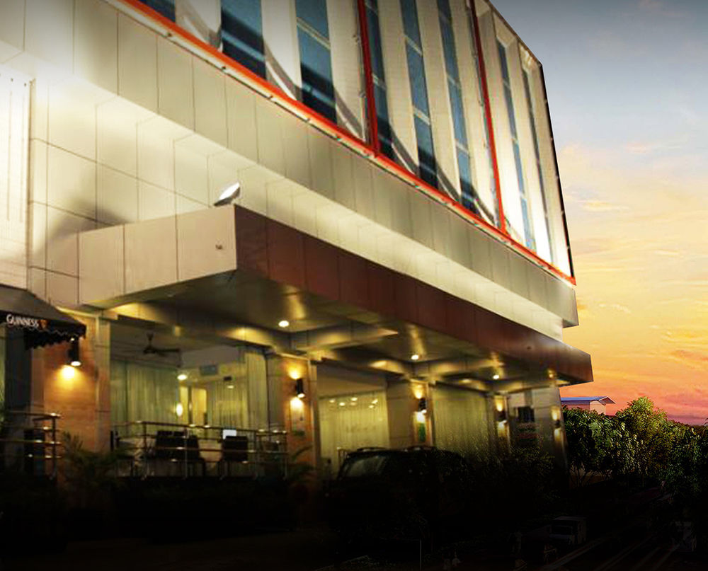 Baguss City Hotel Johor Bahru Extérieur photo