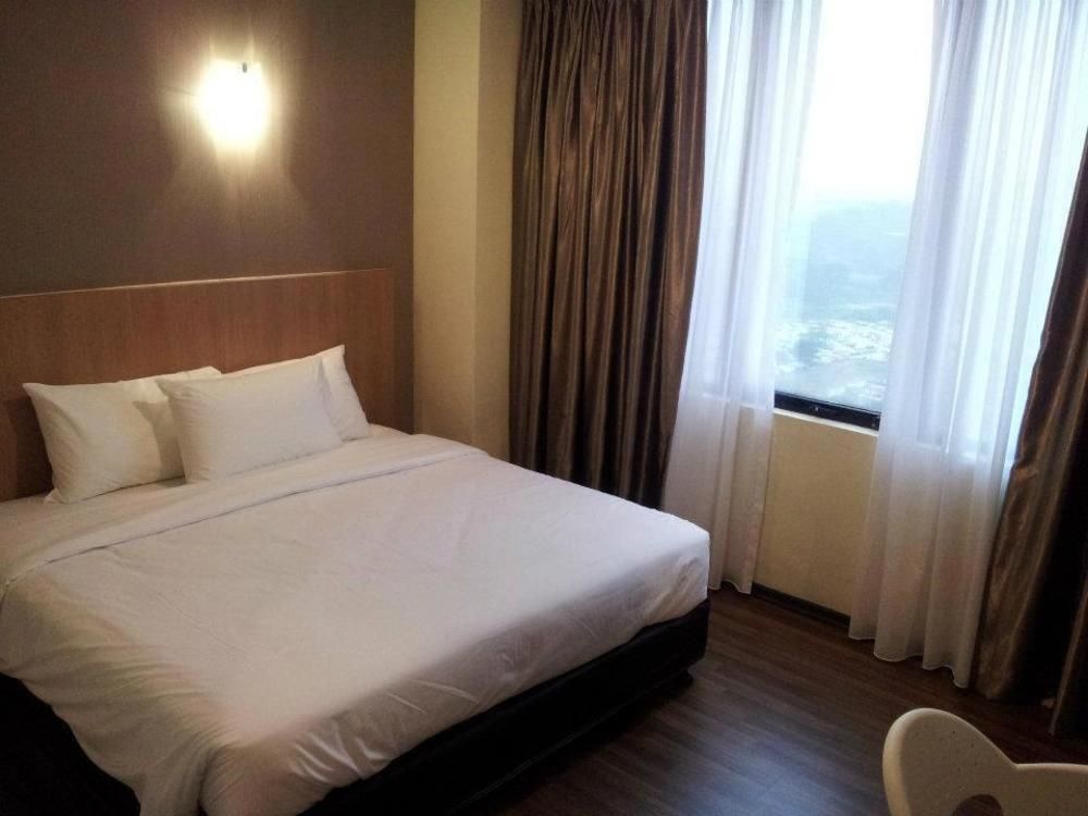 Baguss City Hotel Johor Bahru Extérieur photo